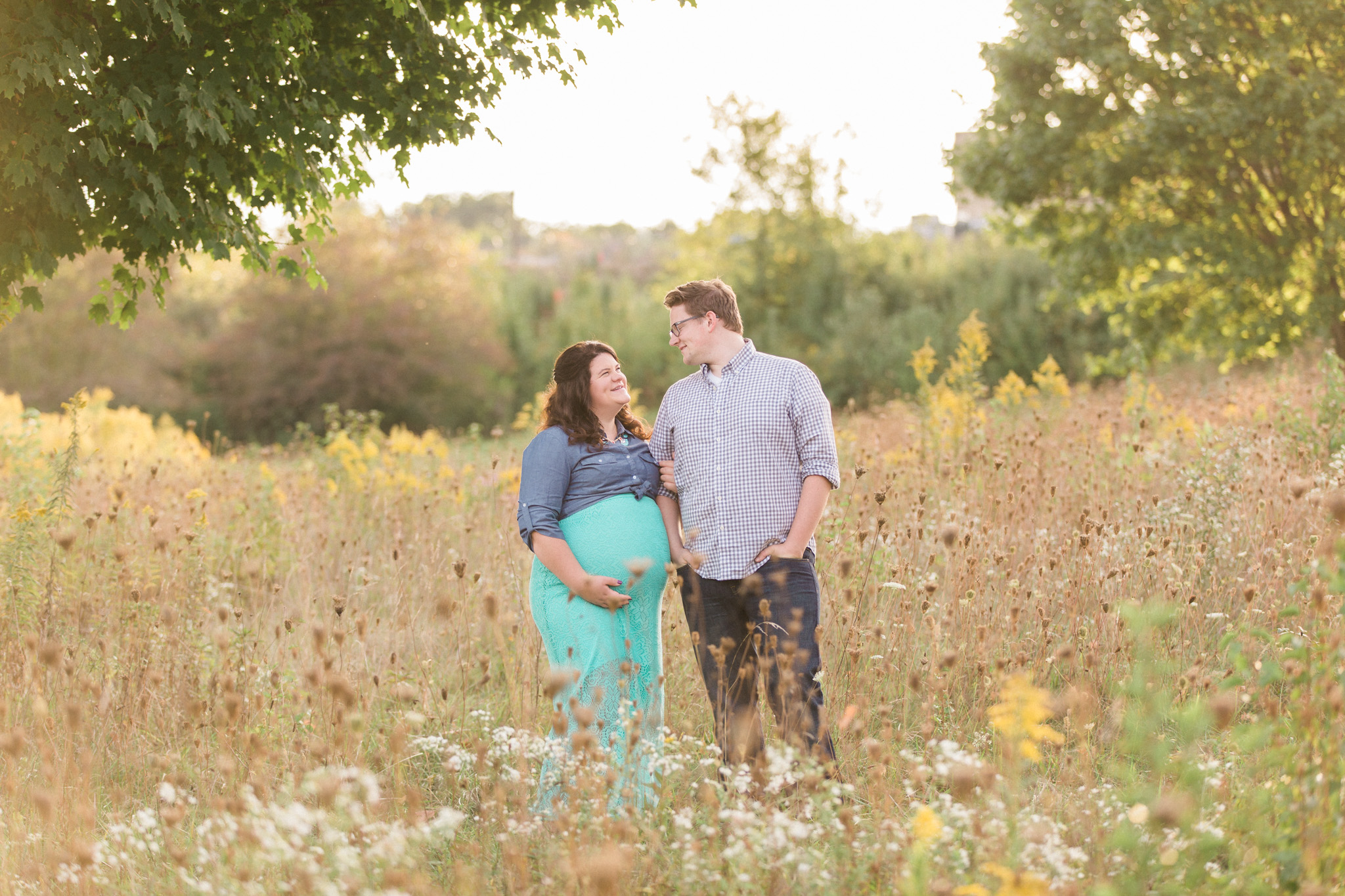 BEE MINE PHOTOGRAPHY // Canton Ohio Maternity Photographer // Cleveland Maternity, Ohio Maternity Photographer, Canton Ohio Photographer, sunset maternity photos, field maternity session, pregnancy pictures