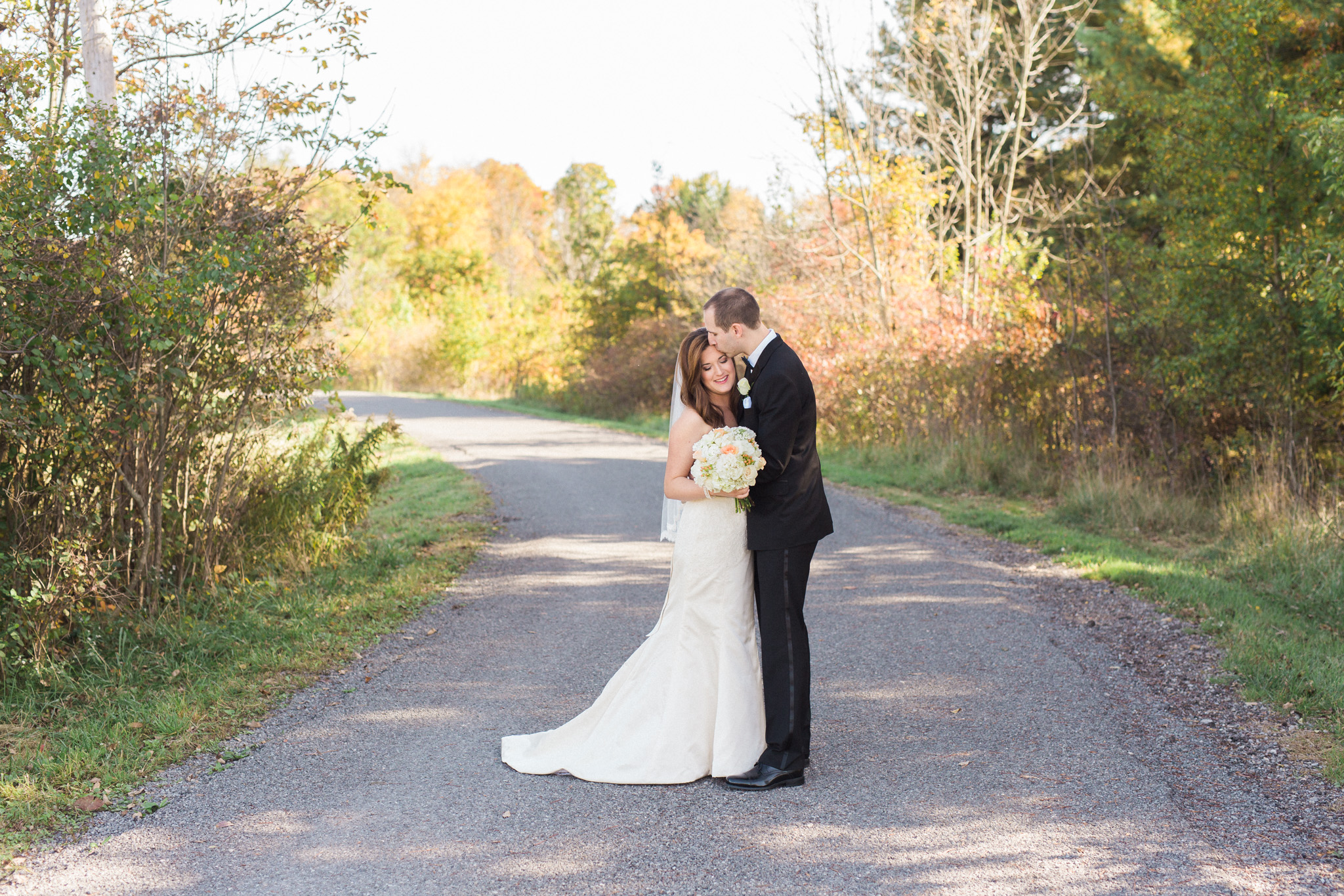 BEE MINE PHOTOGRAPHY // Canton, Ohio Photographer // Akron Ohio Wedding, Akron Hilton Wedding, Hotel Wedding, Fall Wedding, Gold Cranberry and Peach Wedding