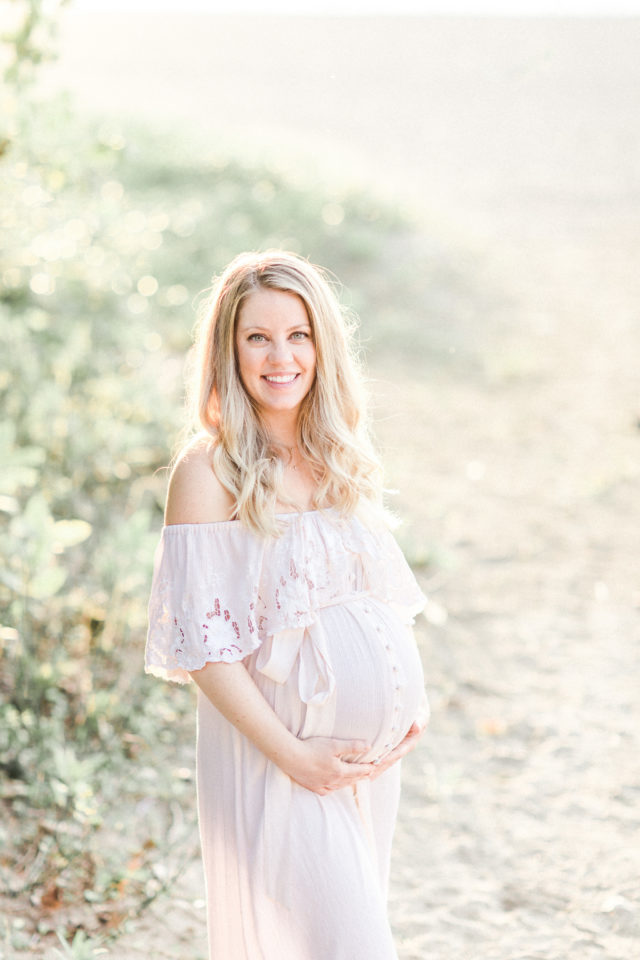 Cleveland Beach Maternity Photography | Erin Davison