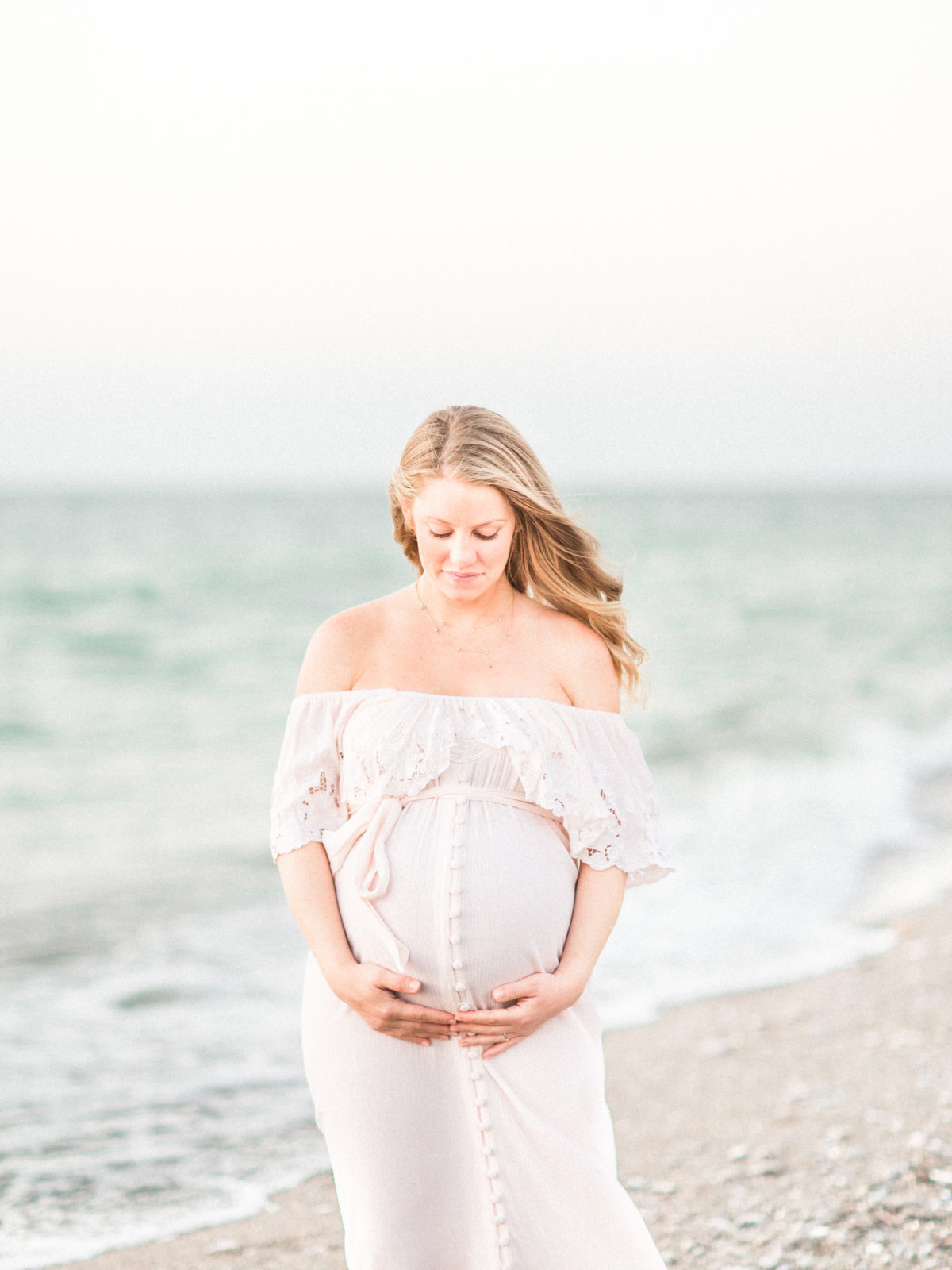 Cleveland Beach Maternity Photography | Erin Davison