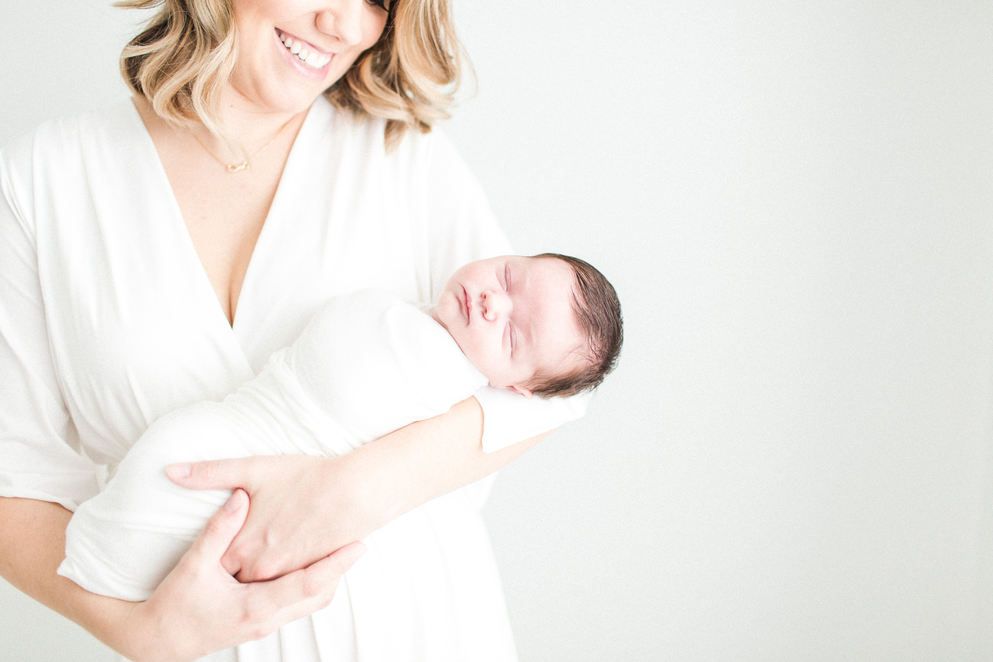 ERIN DAVISON PHOTOGRAPHY | Cleveland Newborn Photographer, North Canton Newborn Photography, Akron Maternity Photographer, North Canton Ohio Family Photography, Cleveland Family Photographers, Akron Newborn Photography, Akron Family, all white studio photography, organic newborn photography, natural light, light and airy newborn photos