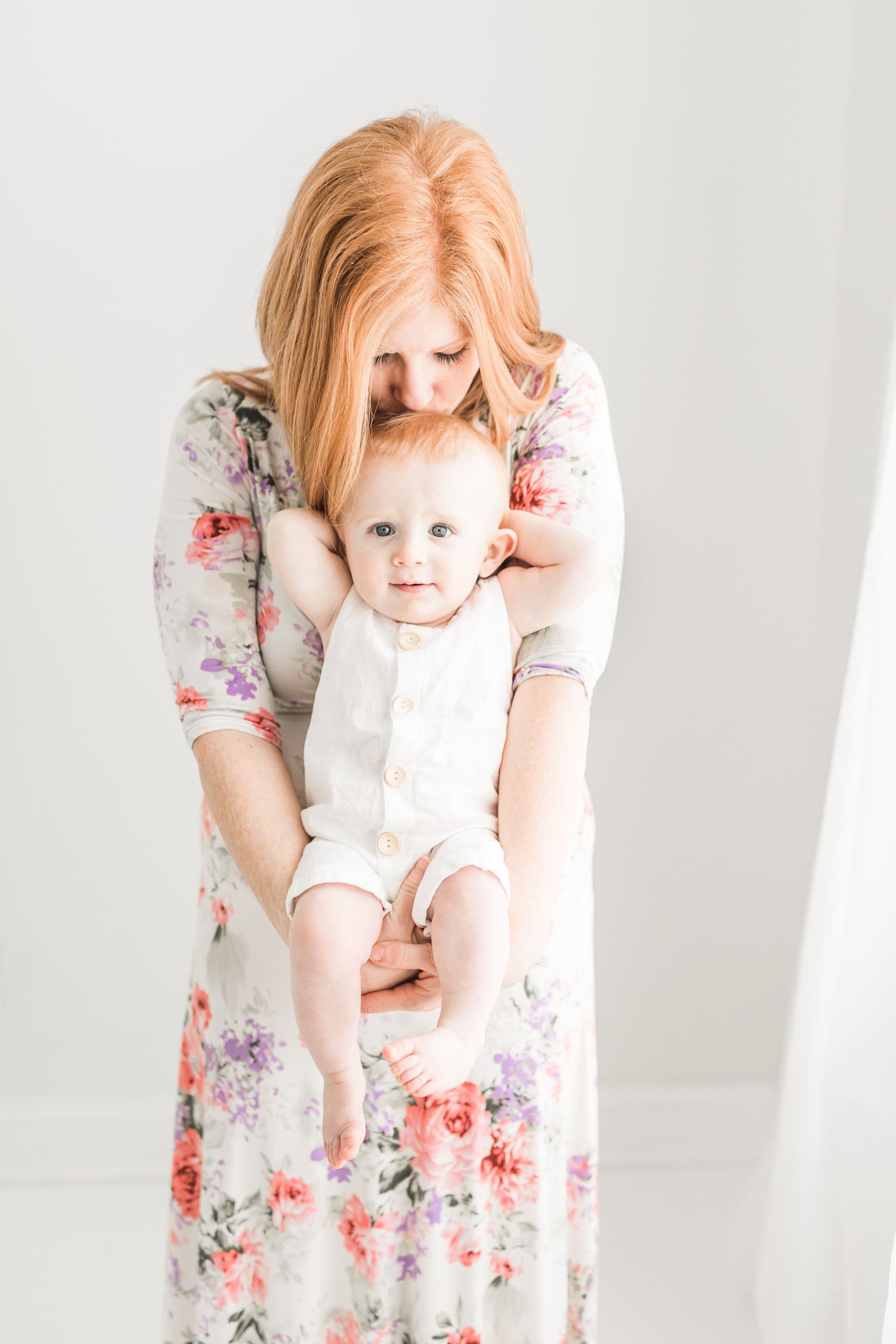 Erin Davison Photography | Cleveland Baby Photographer, Cleveland Newborn Photographer, Cleveland newborn photography, newborn photographers in cleveland, akron newborn photographer, newborn photography in akron, cleveland maternity photographers, cleveland family photographers, akron maternity photography, akron family photography, two year old photos, studio photography, sitter session, 6 month session, 6 month photos, baby milestone sessions