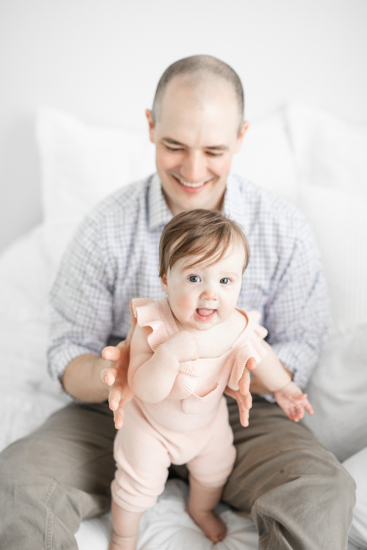 ERIN DAVISON PHOTOGRAPHY | Canton Ohio Family Photographer, Cleveland Newborn Photographers, Cleveland Newborn Photographer, Newborn Photography in Akron, Akron Baby Photography, North Canton Newborn Photography, Hartville Ohio Photographer, Akron Maternity Photographer, North Canton Ohio Family Photography, Cleveland Family Photographers, Akron Newborn Photography, Akron Family, all white studio photography, organic baby photography, natural light, light and airy baby photos, family photography, 6 month photos