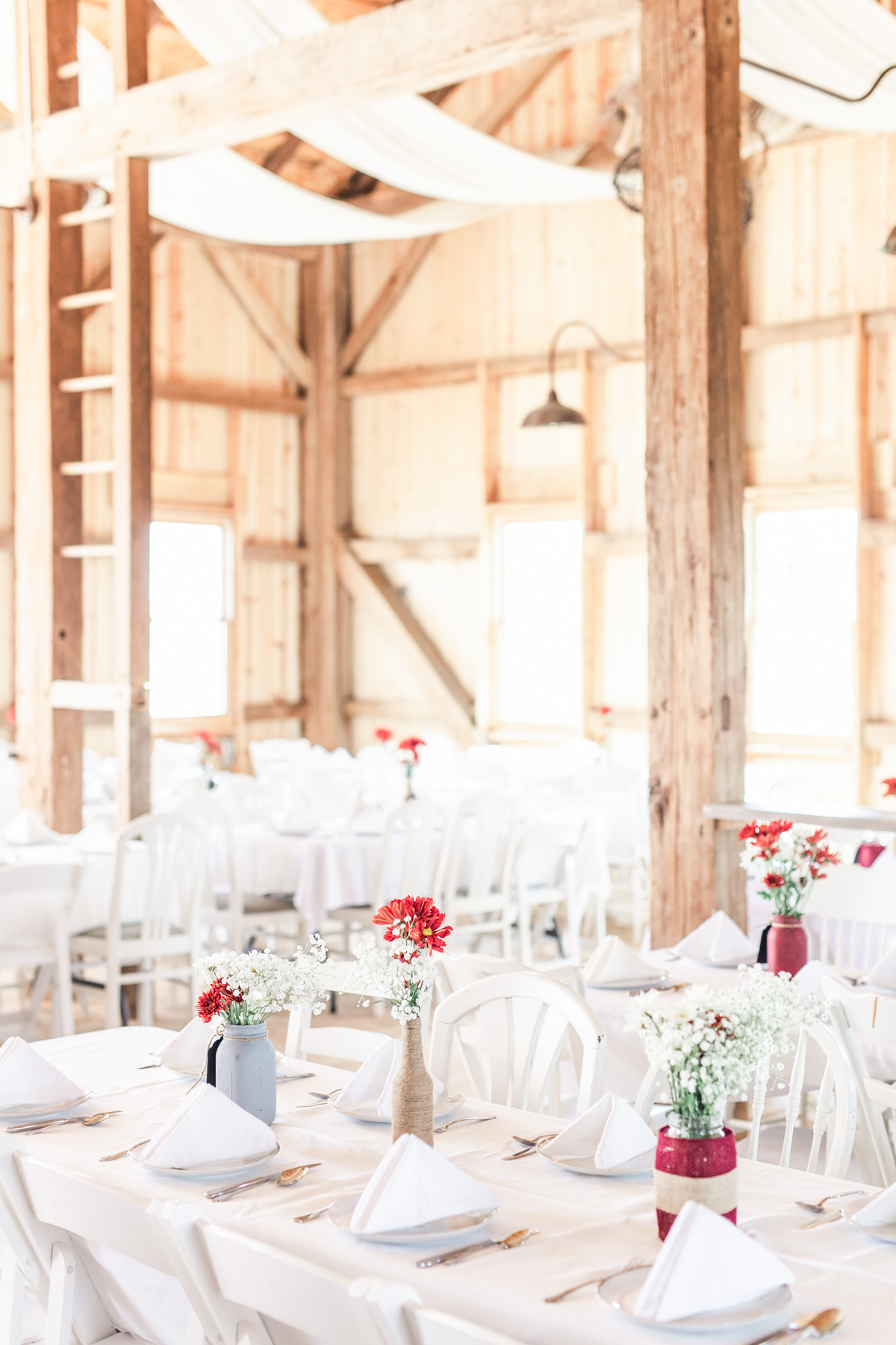 Erin Davison Photography | Akron Wedding Photographers, Cleveland Wedding Photography, Canton Ohio Wedding Photographer, Rivercrest Farm, Gervasi Vineyard, Stan Hywet, Hines Hill, The Madison Venue, Lake Erie Building