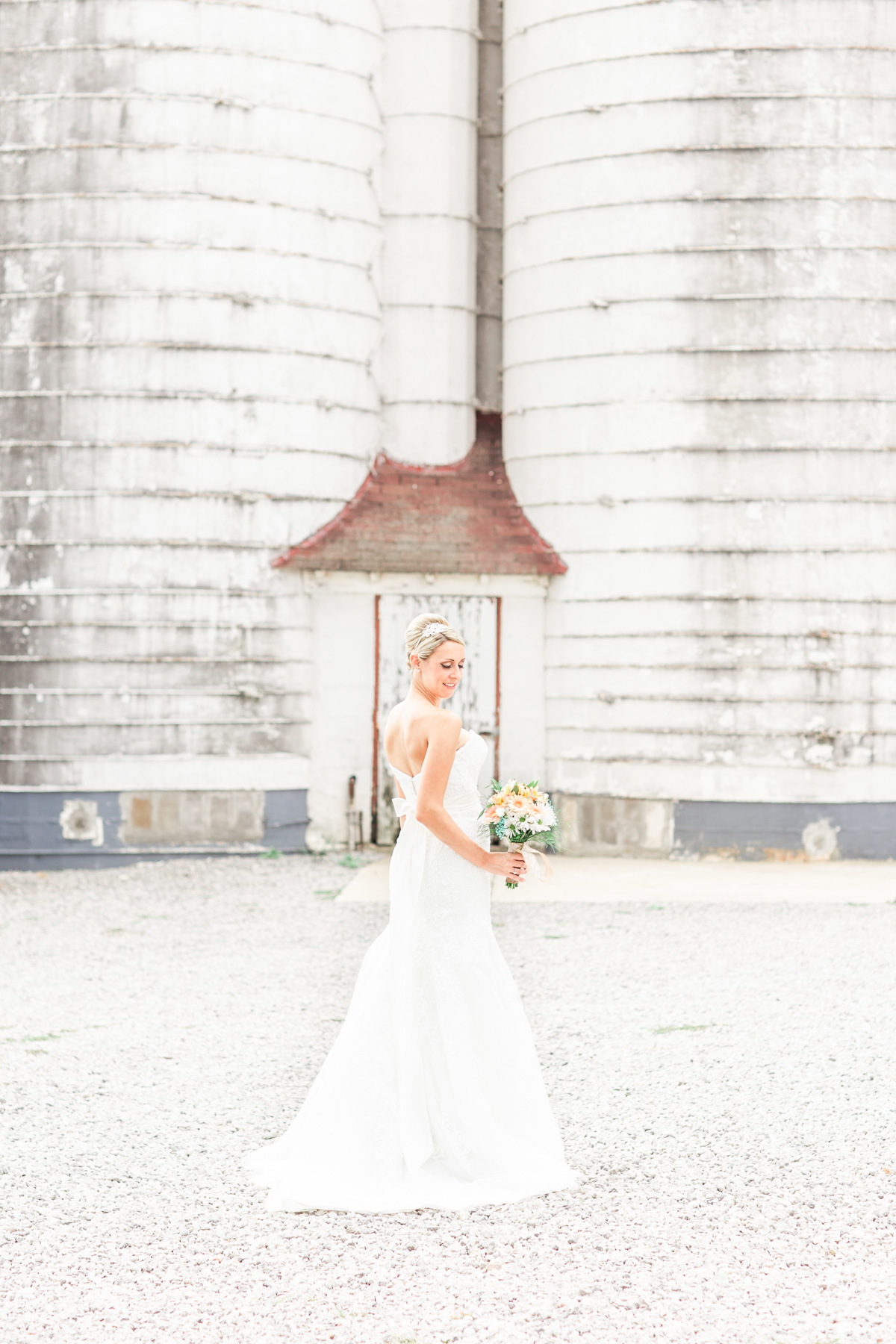 Erin Davison Photography | Akron Wedding Photographers, Cleveland Wedding Photography, Canton Ohio Wedding Photographer, Rivercrest Farm, Gervasi Vineyard, Stan Hywet, Hines Hill, The Madison Venue, Lake Erie Building