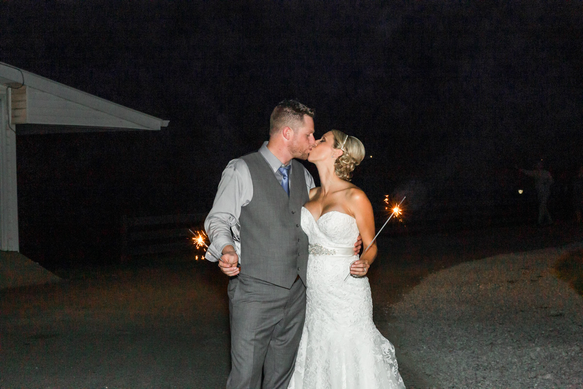 Erin Davison Photography | Akron Wedding Photographers, Cleveland Wedding Photography, Canton Ohio Wedding Photographer, Rivercrest Farm, Gervasi Vineyard, Stan Hywet, Hines Hill, The Madison Venue, Lake Erie Building