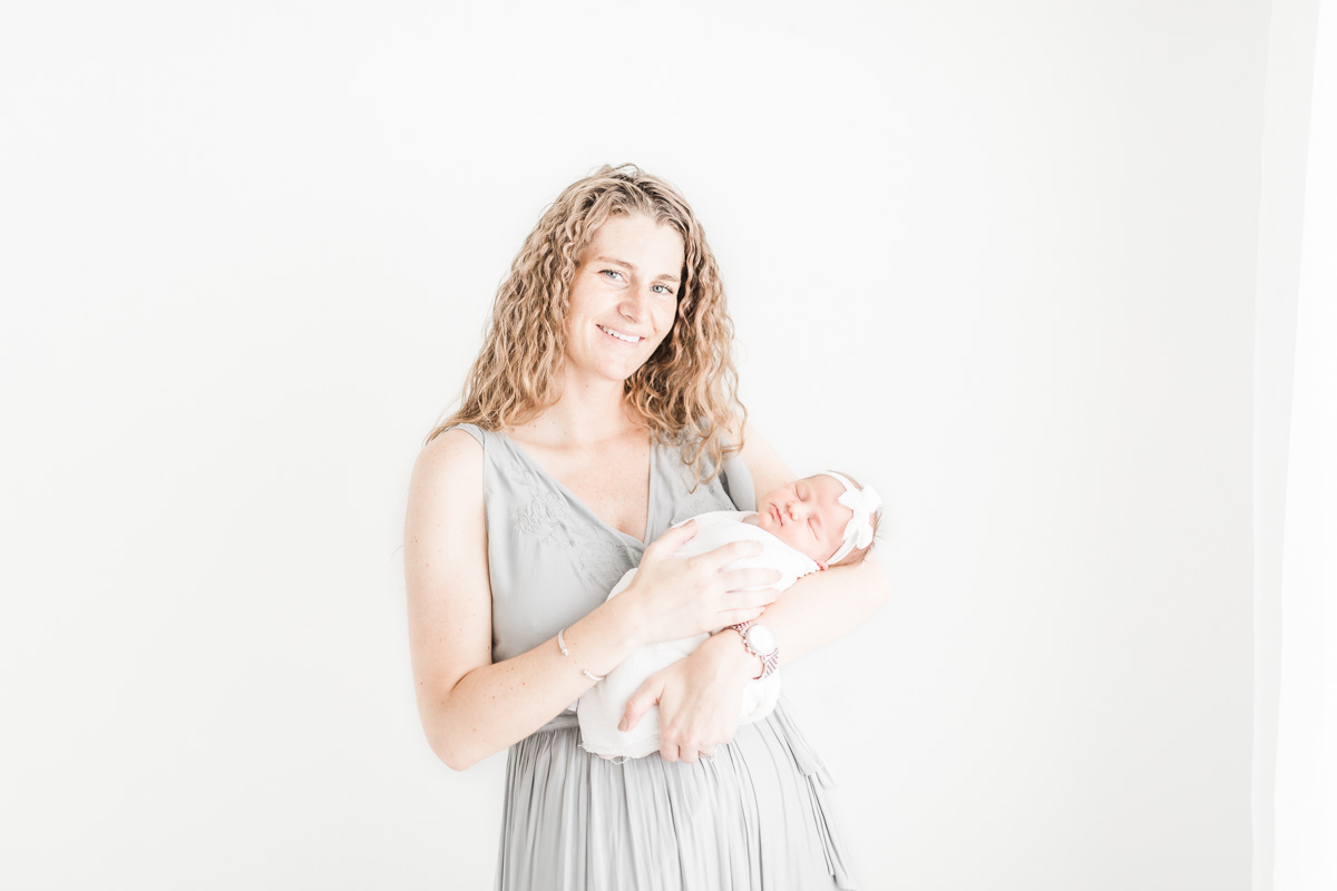 Erin Davison Photography | Newborn Photography in Cleveland, Cleveland Photographer, Akron Photographer, family photography, maternity photography, newborn photography, film photography, fine art newborn, lifestyle newborn