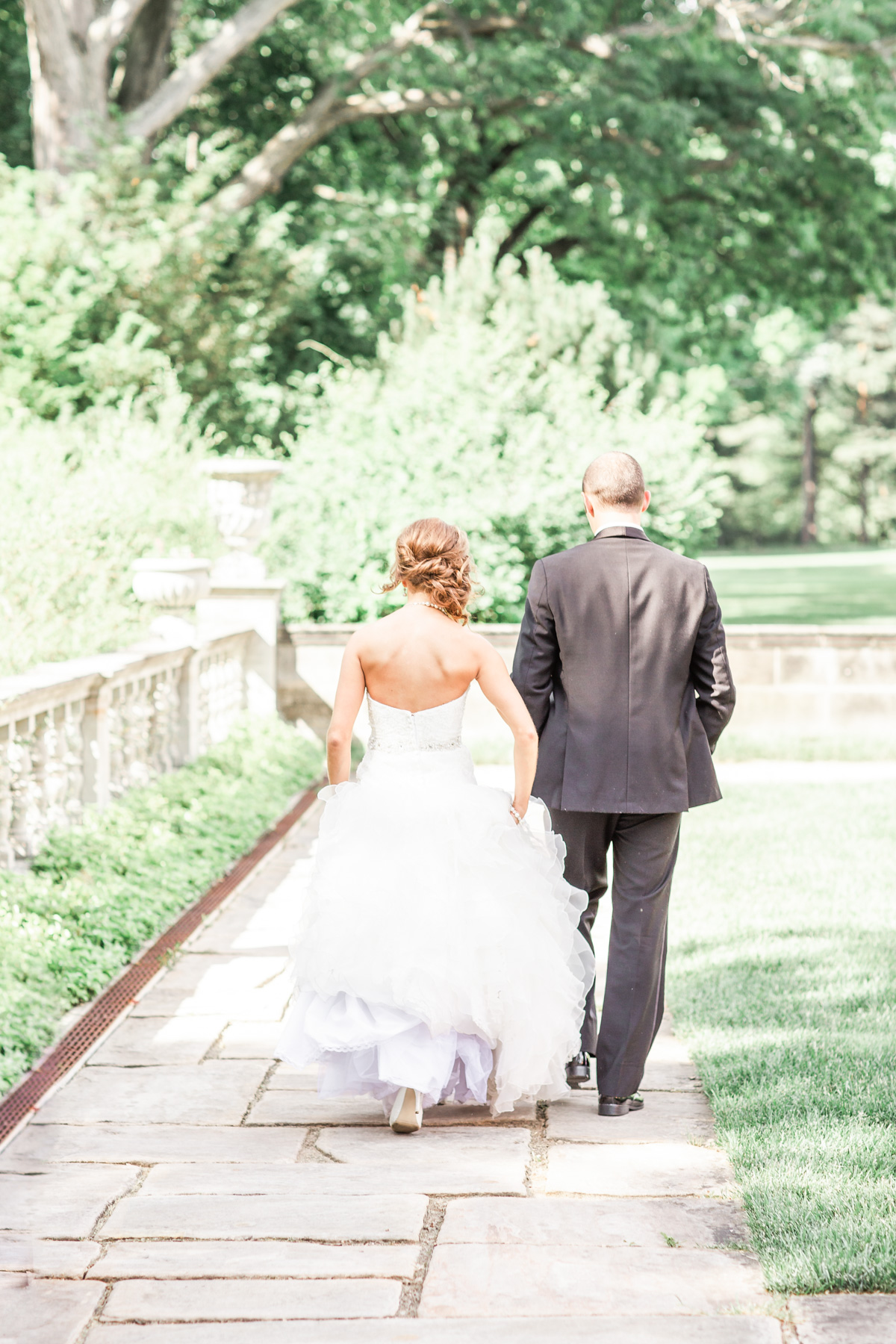 Erin Davison Photography | Akron Wedding Photographers, Cleveland Wedding Photography, Canton Ohio Wedding Photographer, Rivercrest Farm, Gervasi Vineyard, Stan Hywet Wedding, Hines Hill, The Madison Venue, Lake Erie Building
