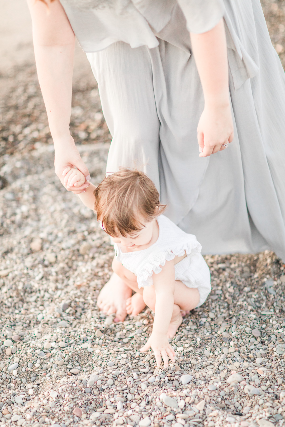 Erin Davison Photography | Medina Ohio Newborn Photographer, Cleveland Photographer, Akron Photographer, family photography, maternity photography, newborn photography, beach photography, Canton Ohio Photographers, light and airy, fine art photography, film photography