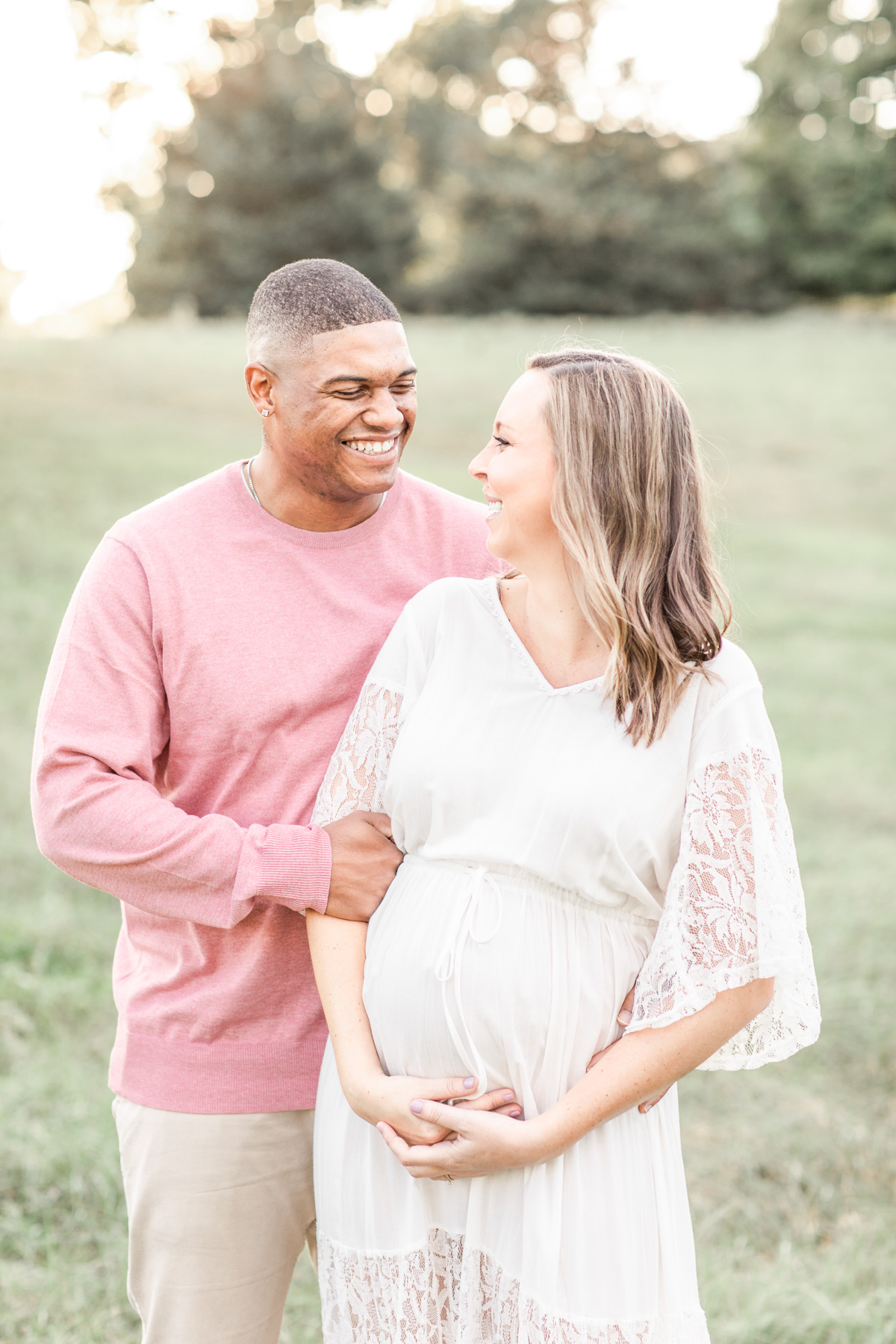 Erin Davison Photography | Maternity Photographer Cleveland Ohio, Akron Newborn Photographer, Akron Family Photographers, Canton Ohio Family Photographers, outdoor maternity photography, fine art maternity photos, all white photography studio, Cleveland newborn, field maternity session, film maternity photography
