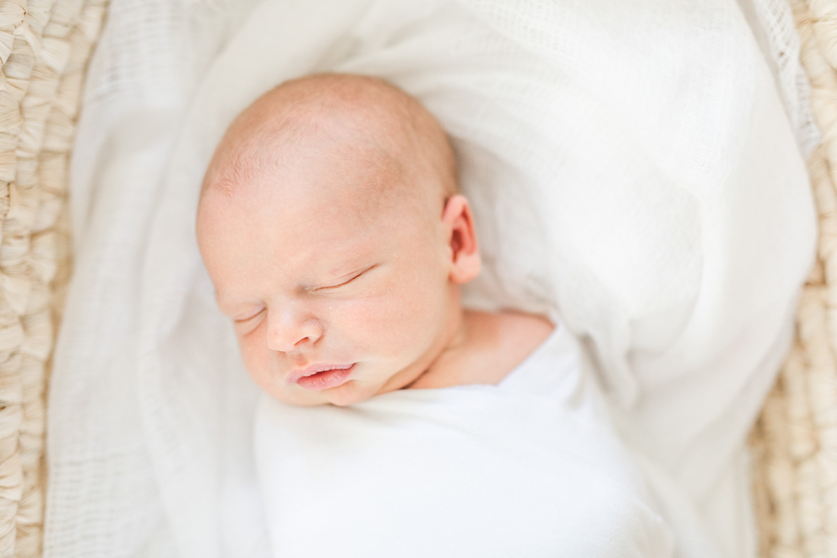 Erin Davison Photography | Newborn Photography Akron, Cleveland Newborn Photographer, Akron Family Photographers, Canton Ohio Family Photographers, Cleveland family Photographer, lifestyle at home newborn photography, fine art newborn photos, all white photography studio, family of seven photography