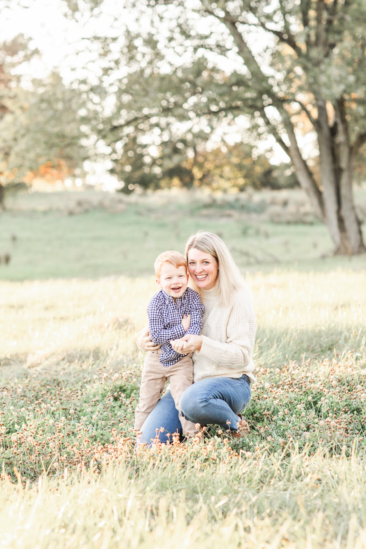 Erin Davison Photography | Family Photography in Cleveland Ohio, Cleveland Newborn Photographer, Akron Family Photographers, Canton Ohio Family Photographers, Cleveland maternity Photographer, field family session, fine art family photos, all white photography studio, film photography