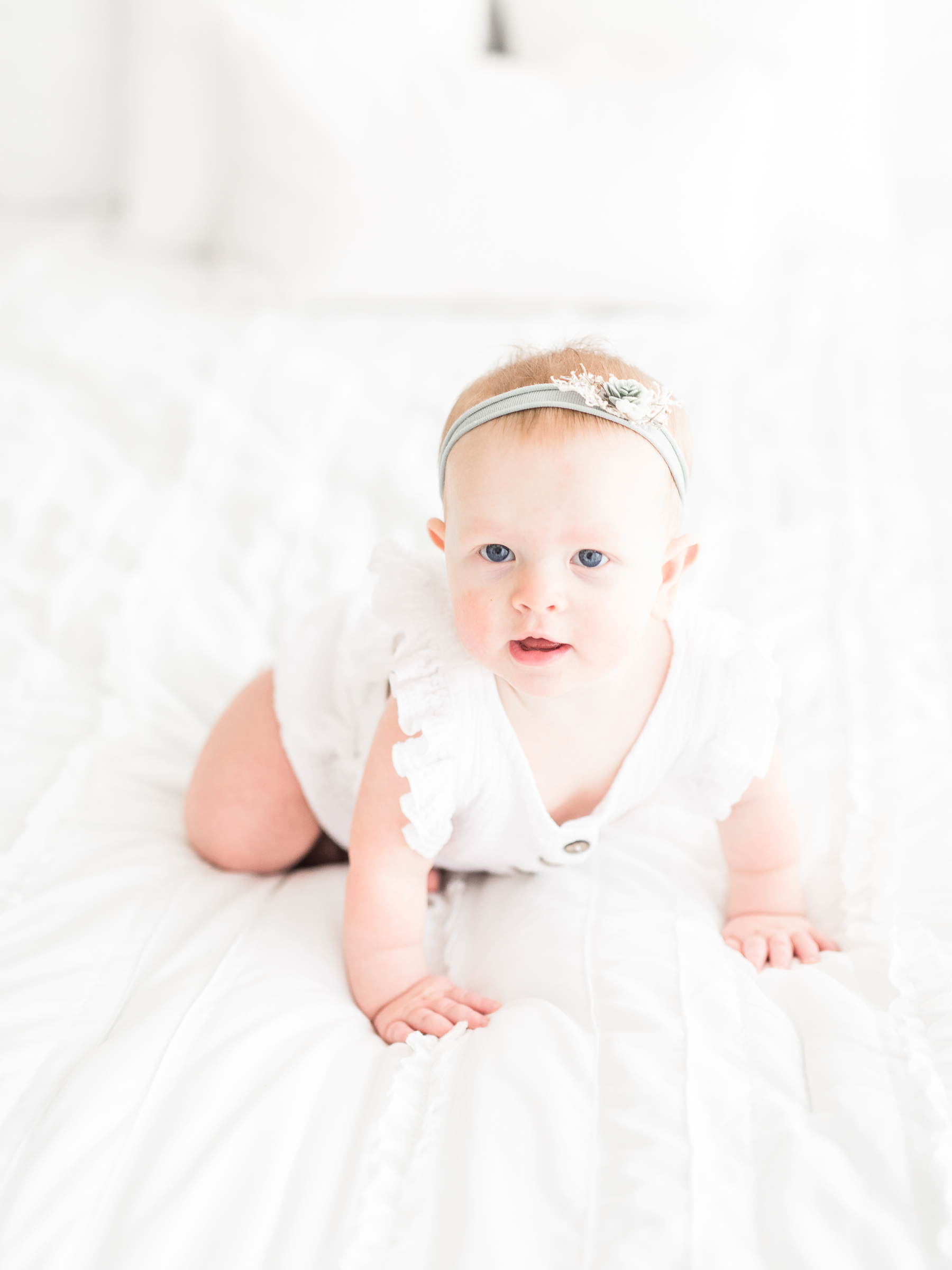 Erin Davison Photography | Best Cleveland Baby Photographer, Cleveland Newborn Photographers, Cleveland family photographer, Akron Newborn Photography, Cleveland Browns photographer, Cleveland Cavaliers photographer, Cleveland Indians photographer, best Cleveland baby photographer, best Cleveland family photographers, all white photography studio, simple holiday photos