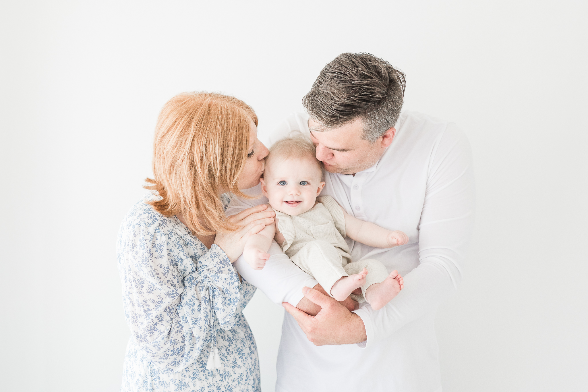 Erin Davison Photography | Family Photography Cleveland, Hudson Ohio Family Photography, Family Photography in Canton Ohio, Cleveland Newborn Photographer, Akron Family Photographers, Canton Ohio Family Photographers, Cleveland maternity Photographer, studio family session, fine art family photos