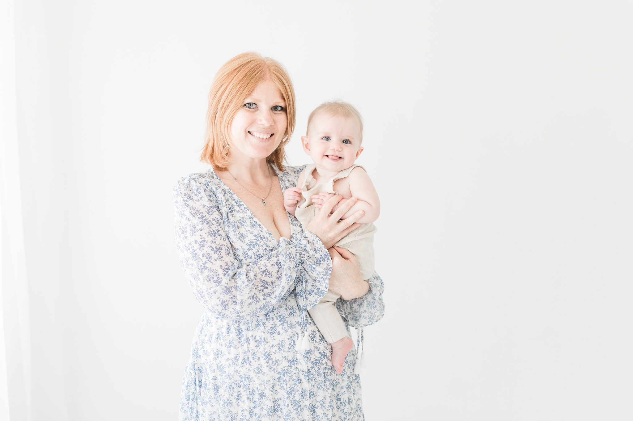 Erin Davison Photography | Family Photography Cleveland, Hudson Ohio Family Photography, Family Photography in Canton Ohio, Cleveland Newborn Photographer, Akron Family Photographers, Canton Ohio Family Photographers, Cleveland maternity Photographer, studio family session, fine art family photos