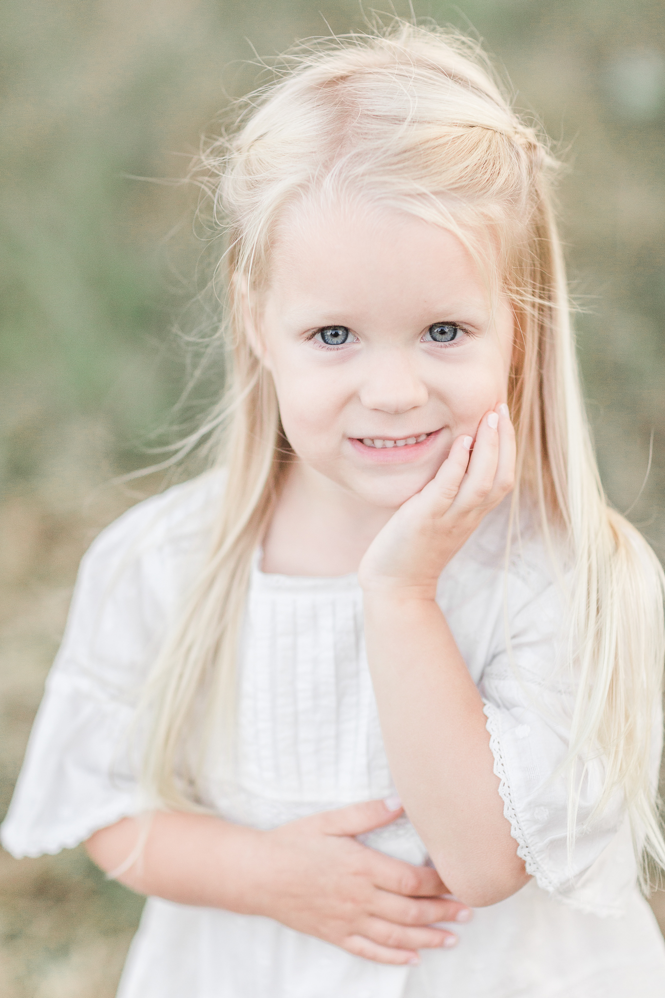 Erin Davison Photography | Family Photography Akron, Hudson Ohio Family Photography, Family Photography in Canton Ohio, Cleveland Newborn Photographer, Akron Family Photographers, Canton Ohio Family Photographers, Cleveland maternity Photographer, studio family session, fine art family photos