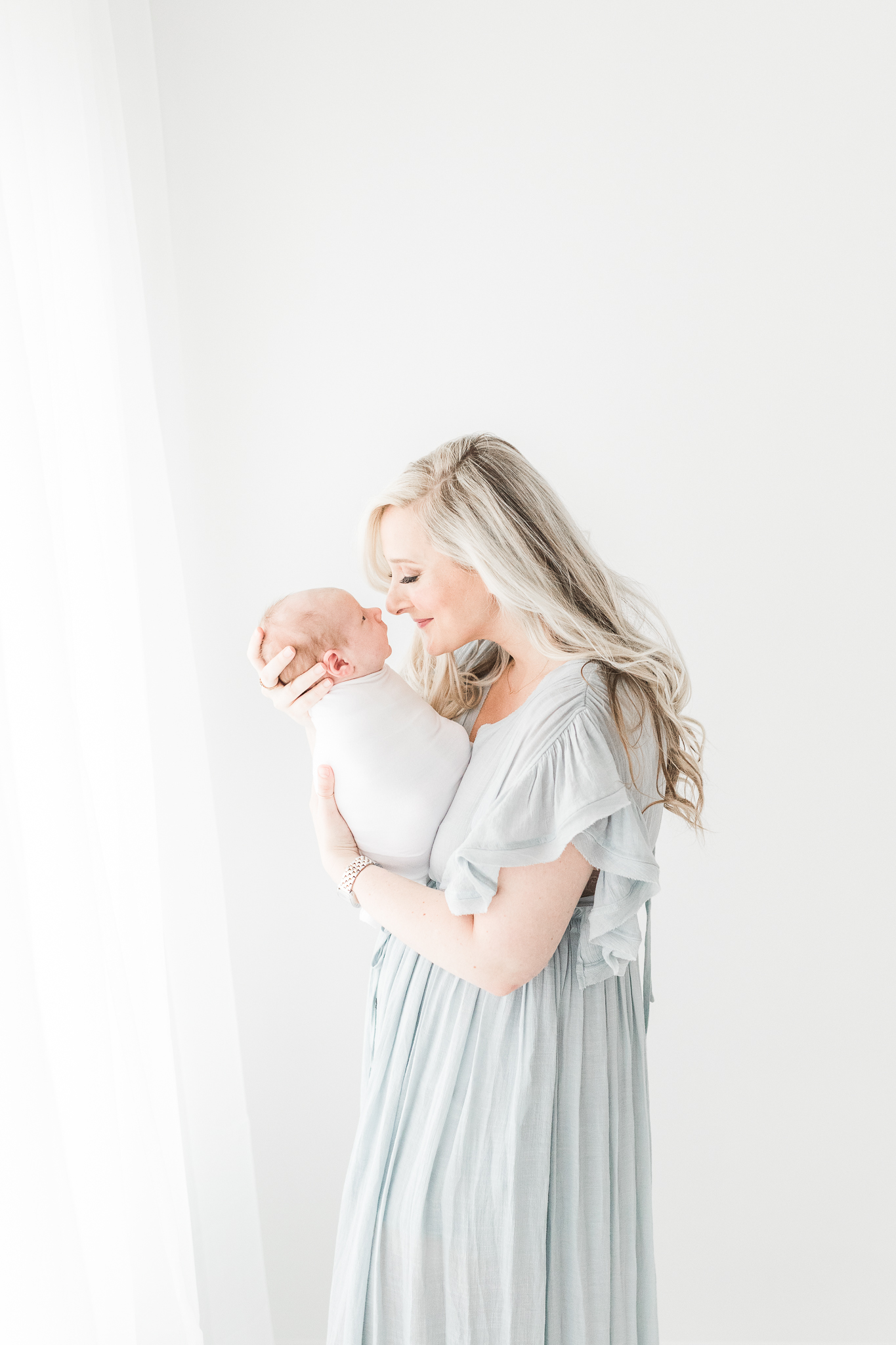 Erin Davison Photography | Newborn Photographers near Cleveland, Pepper Pike Newborn Photographer, Family Photography in Hudson Ohio, Cleveland Newborn Photographer, Akron Family Photographers, Canton Ohio Family Photographers, Brecksville Newborn Photographer, studio newborn session, fine art newborn photos, film newborn photography