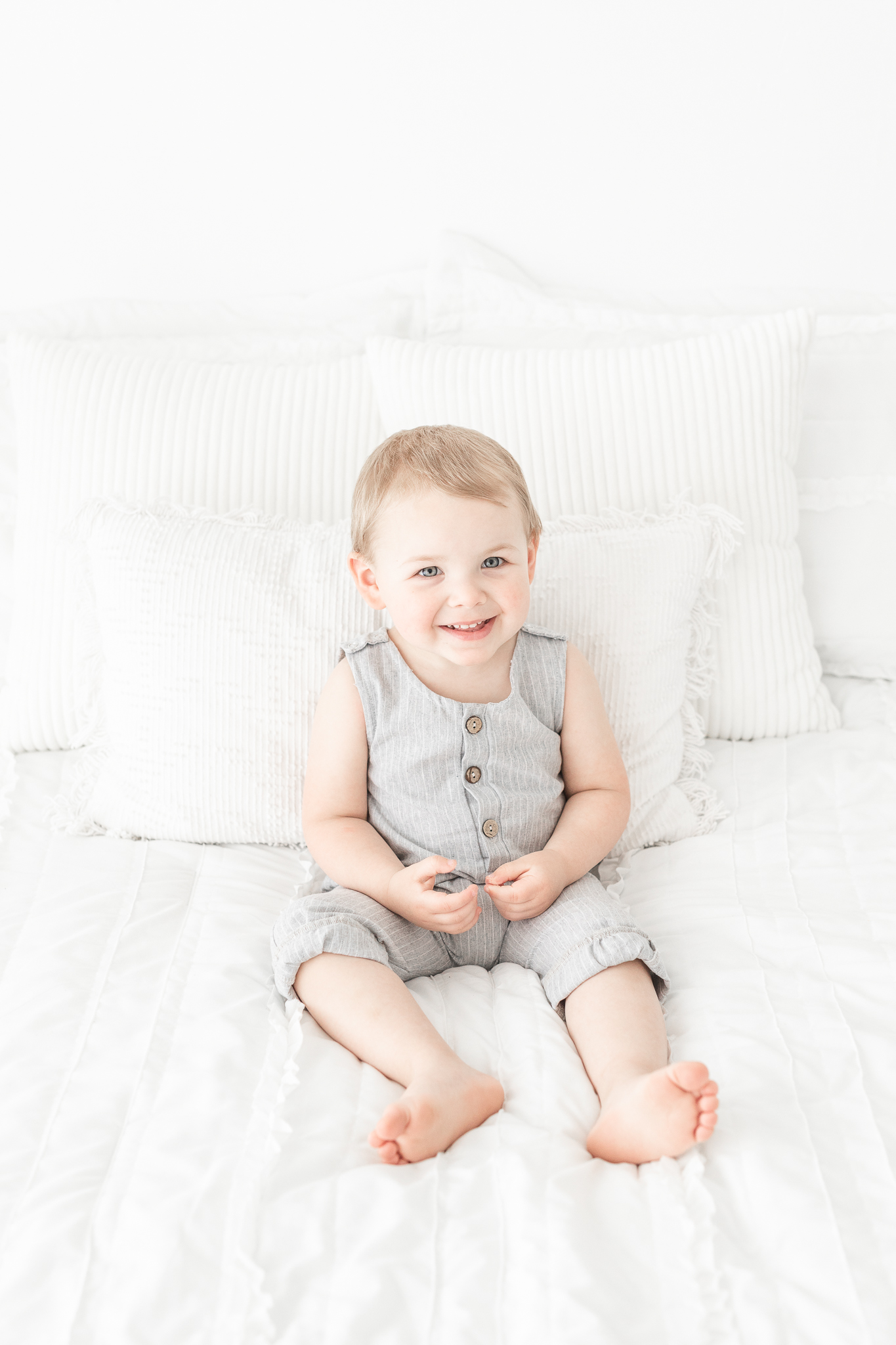 Erin Davison Photography | Wadsworth Ohio newborn Photography, Pepper Pike Newborn Photographer, Newborn Photography in Cleveland Ohio, Cleveland Newborn Photographer, Akron Family Photographers, Canton Ohio Newborn Photographers, Akron Newborn Photographer, Cuyahoga Falls Ohio, Chagrin Falls, studio newborn session, fine art newborn photos, film newborn photography