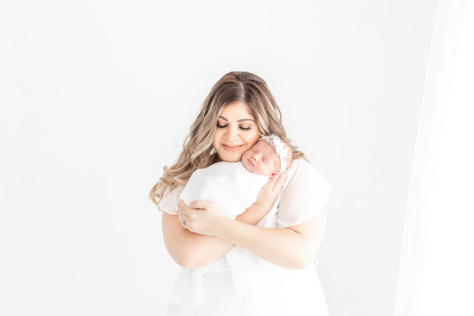 Erin Davison Photography | Solon newborn Photography, Pepper Pike Newborn Photographer, Newborn Photography in Cleveland Ohio, Cleveland Newborn Photographer, Akron Family Photographers, Canton Ohio Newborn Photographers, Akron Newborn Photographer, Cuyahoga Falls Ohio, Chagrin Falls, studio newborn session, fine art newborn photos, film newborn photography