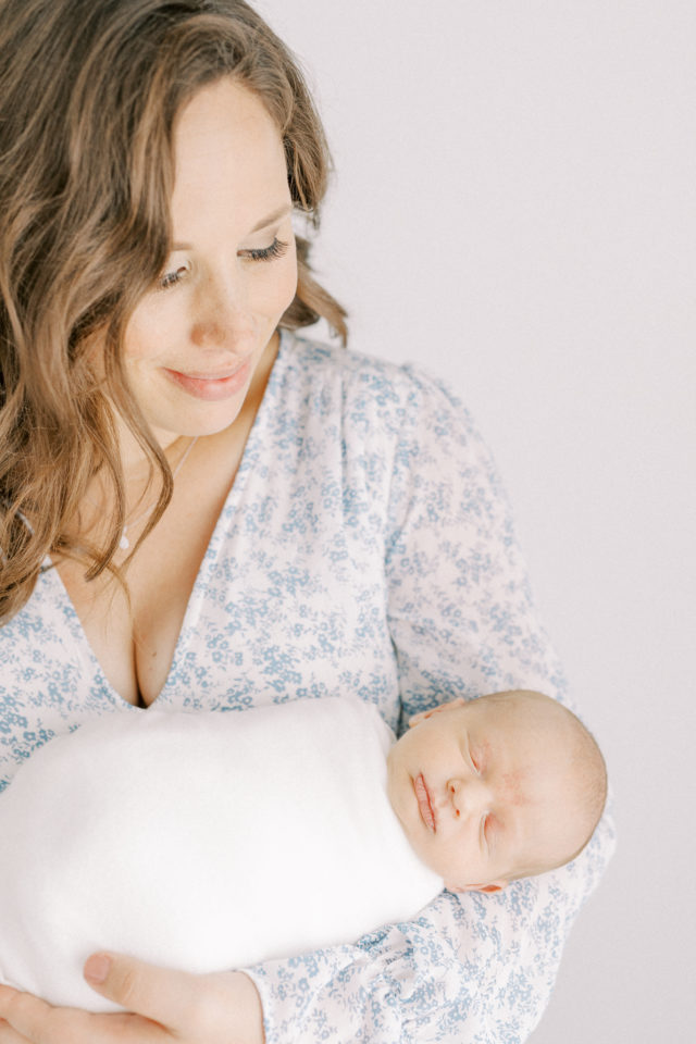 Erin Davison Photography | Broadview Heights Newborn Photographer, Pepper Pike Newborn Photographer, Newborn Photography in Cleveland Ohio, Cleveland Newborn Photographer, Akron Family Photographers, Canton Ohio Newborn Photographers, Akron Newborn Photographer, Cuyahoga Falls Ohio, Chagrin Falls, studio newborn session, fine art newborn photos, film newborn photography