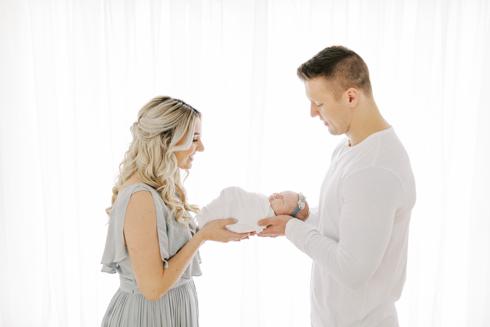 Erin Davison Photography | Newborn Photographer in Cleveland, Pepper Pike Newborn Photographer, Hudson Ohio Newborn Photographer, Cleveland Newborn Photographer, Akron Family Photographers, Canton Ohio Newborn Photographers, Akron Newborn Photographer, Cuyahoga Falls Ohio, Chagrin Falls, studio newborn session, fine art newborn photos, film newborn photography