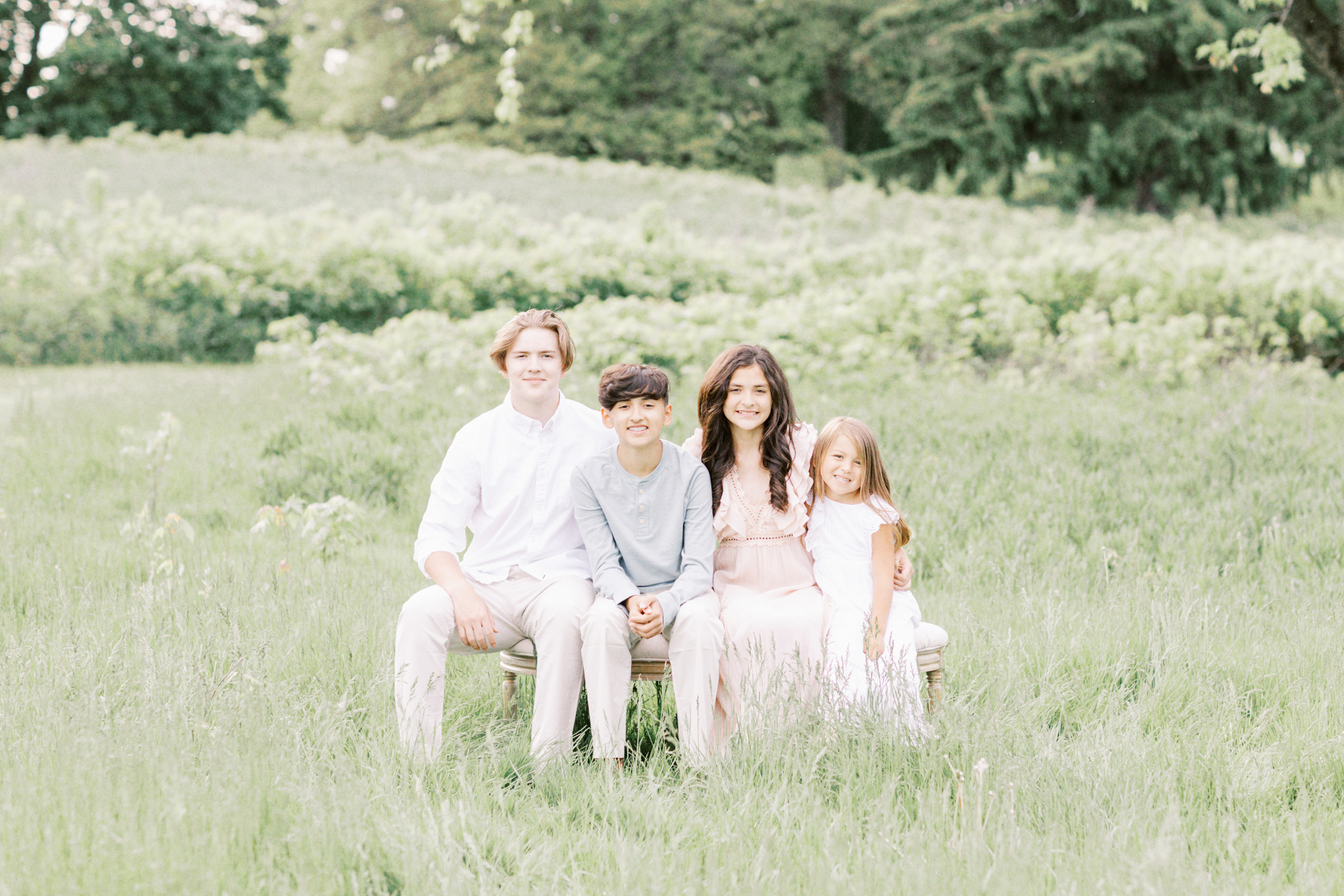 Erin Davison Photography | Aurora Ohio Family Photographer, Pepper Pike Family Photographer, Chagrin Falls Family Photography, Cleveland Family Photographer, Akron Family Photographers, Canton Ohio Family Photographers, Akron family Photographer, Cuyahoga Falls Ohio, field family session, fine art family photos, film family photography