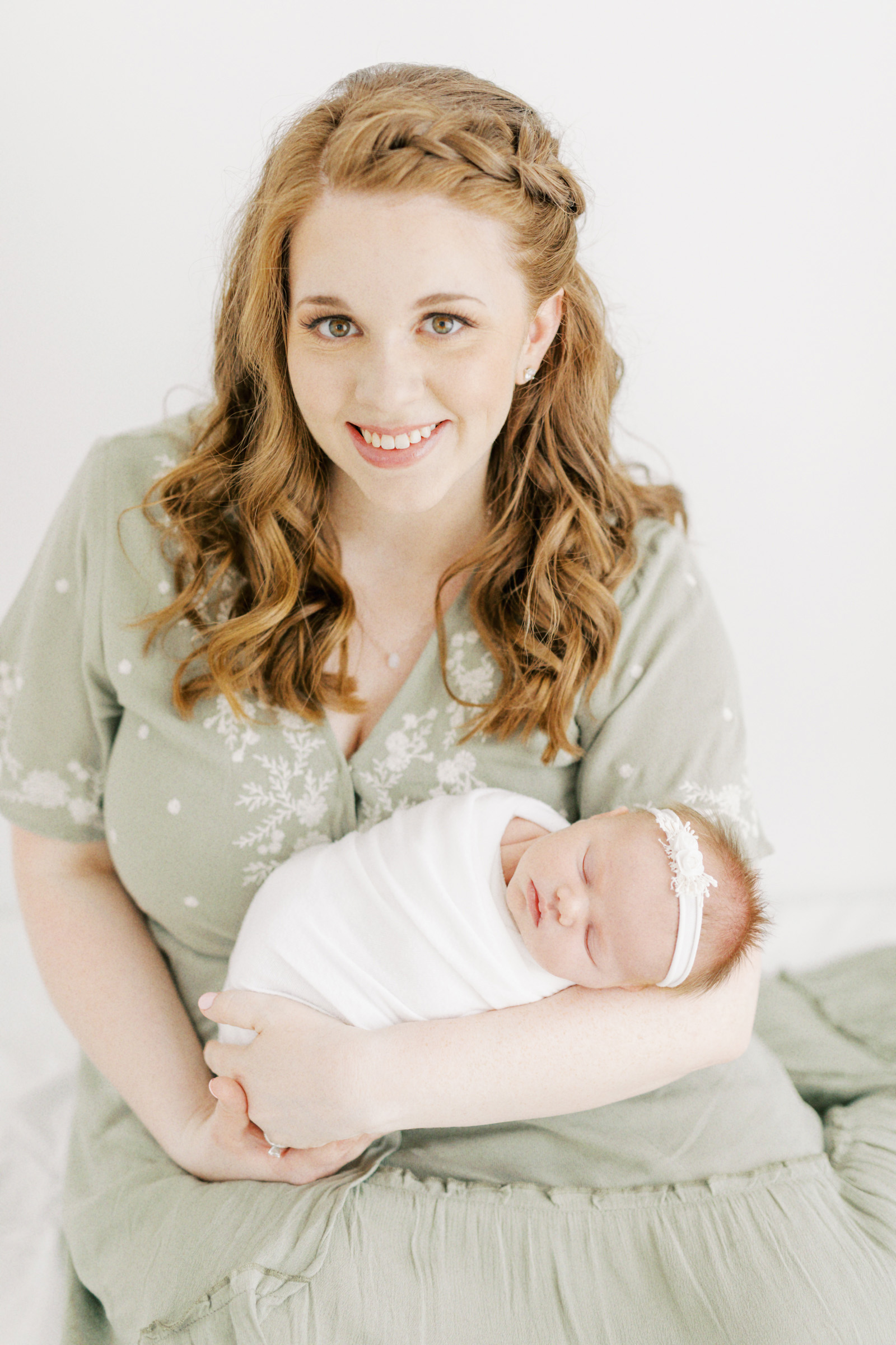 Erin Davison Photography | Wadsworth Ohio Newborn Photographer, Pepper Pike Newborn Photographer, Hudson Ohio Newborn Photographer, Cleveland Newborn Photographer, Akron Family Photographers, Canton Ohio Newborn Photographers, Akron Newborn Photographer, Cuyahoga Falls Ohio, Chagrin Falls, studio newborn session, fine art newborn photos, film newborn photography