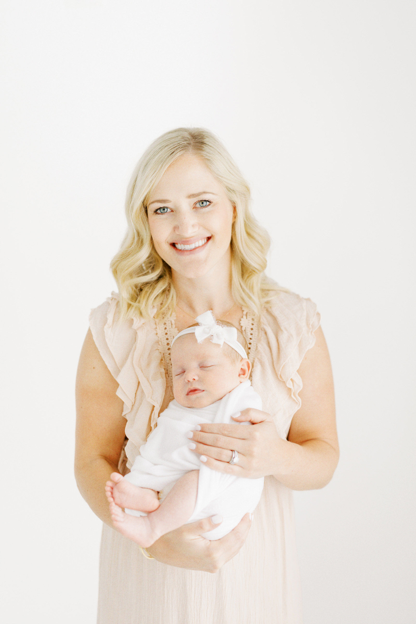 Erin Davison Photography | Shaker Heights Newborn Photography, Pepper Pike Newborn Photographer, Hudson Ohio Newborn Photographer, Cleveland Newborn Photographer, Akron Family Photographers, Canton Ohio Newborn Photographers, Akron Newborn Photographer, Cuyahoga Falls Ohio, Chagrin Falls, studio newborn session, fine art newborn photos, film newborn photography